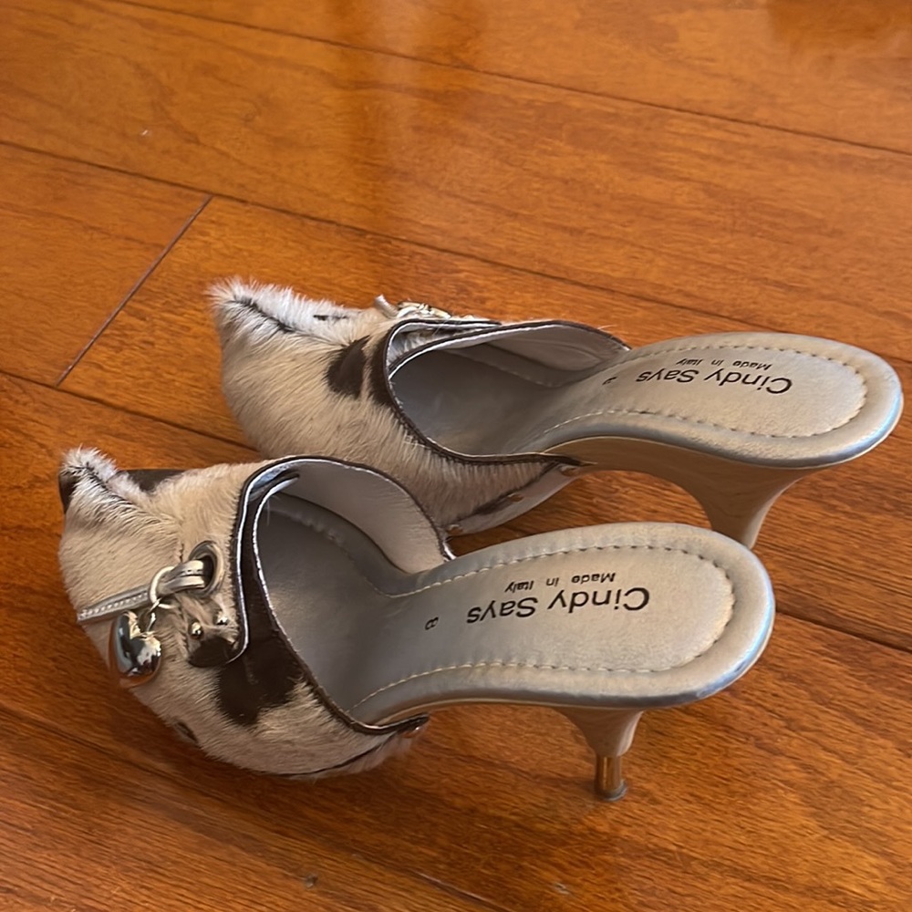 Italian sandals wood heels pomps 6 Cindy Says goat hair, unique decoration metal - Picture 3 of 12